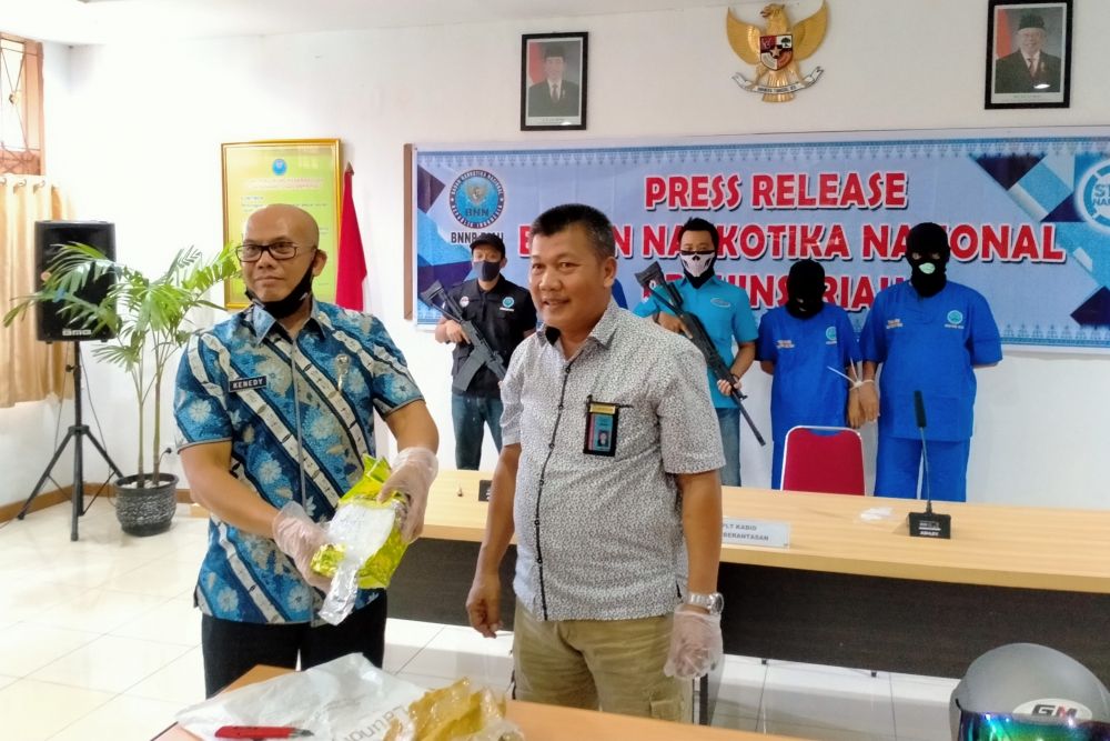 BNNP Riau Berhasil Amankan Satu Kilogram Sabu