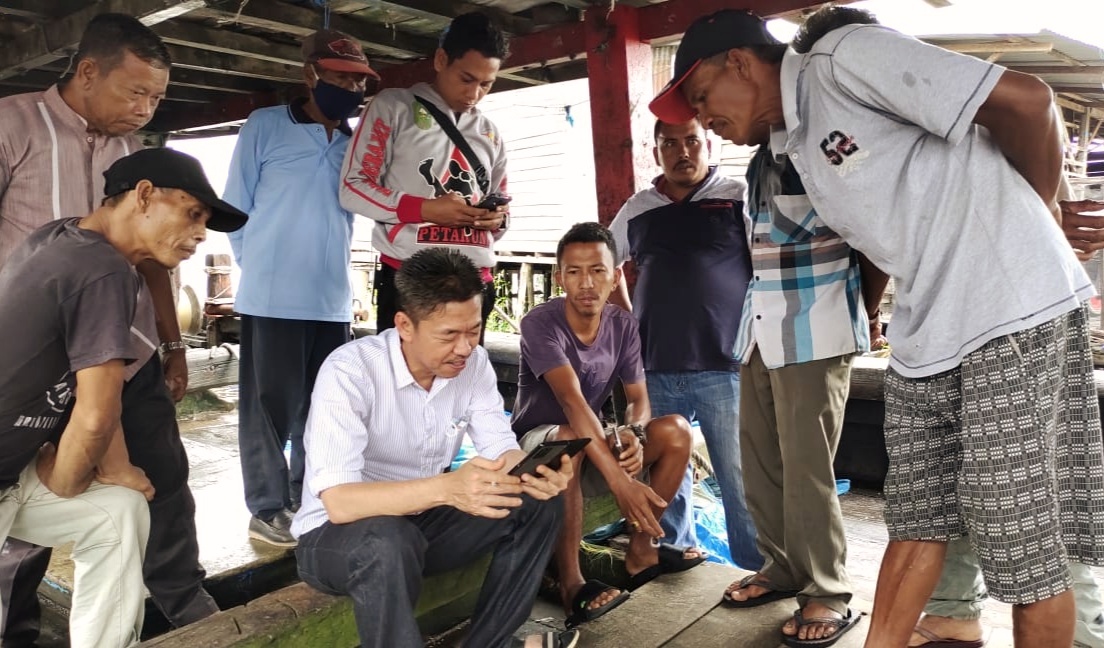 Afrizal Sintong Tinjau Kapal Ilegal Fishing Hasil Tangkapan Nelayan