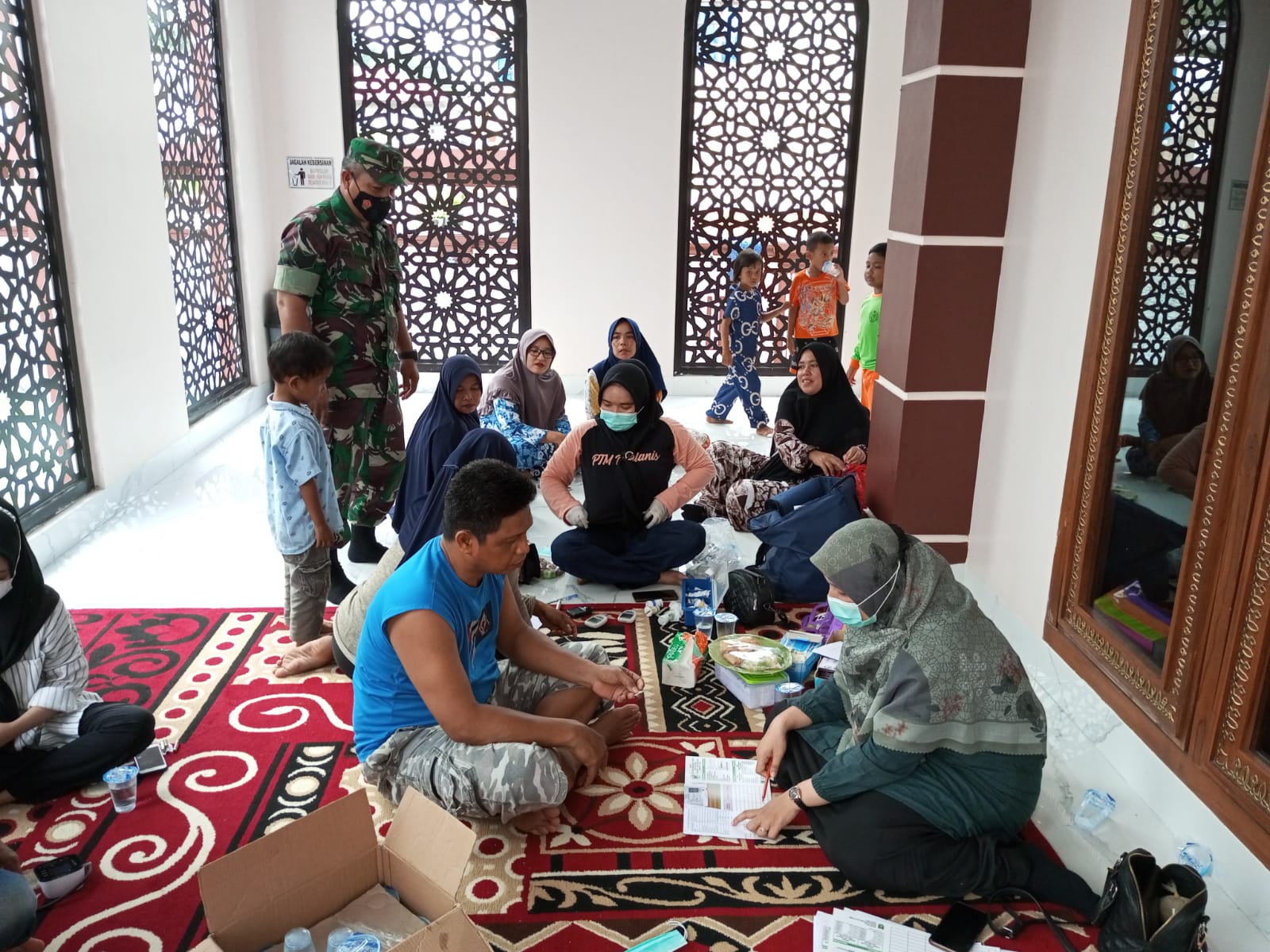 Serma Zul Efendi Dampingi Kegiatan Posyandu