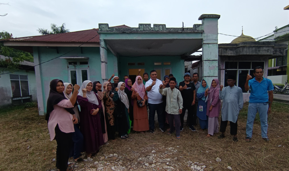 Ferdiansyah Resmikan Posko Relawan Emak-emak