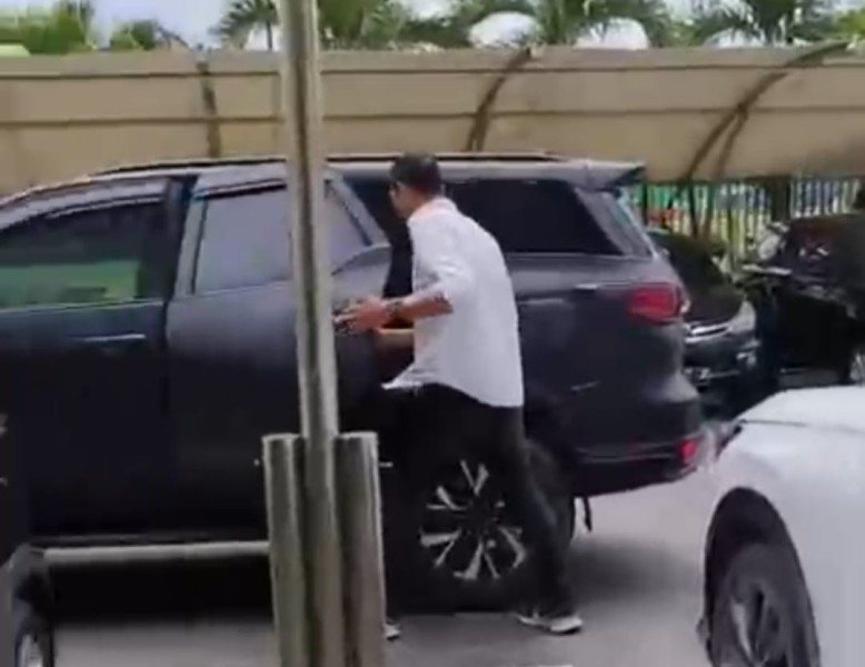 Usai Diperiksa Kejari Pekanbaru, Sekwan Hambali Nanda Manurung Kabur dari Media