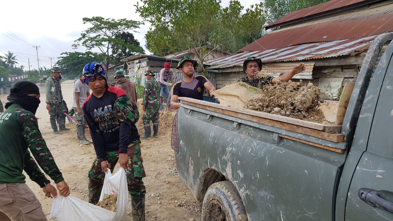 TNI dan Polri Solid Sukseskan Program TMMD oleh Kodim 0314/Inhil