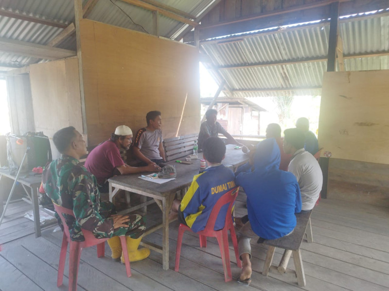 Babinsa Koramil 03 Sampaikan Ini di Komsos