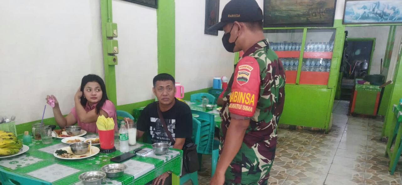 Sertu Abu Kasim Ajak Masyarakat Taati Prokes