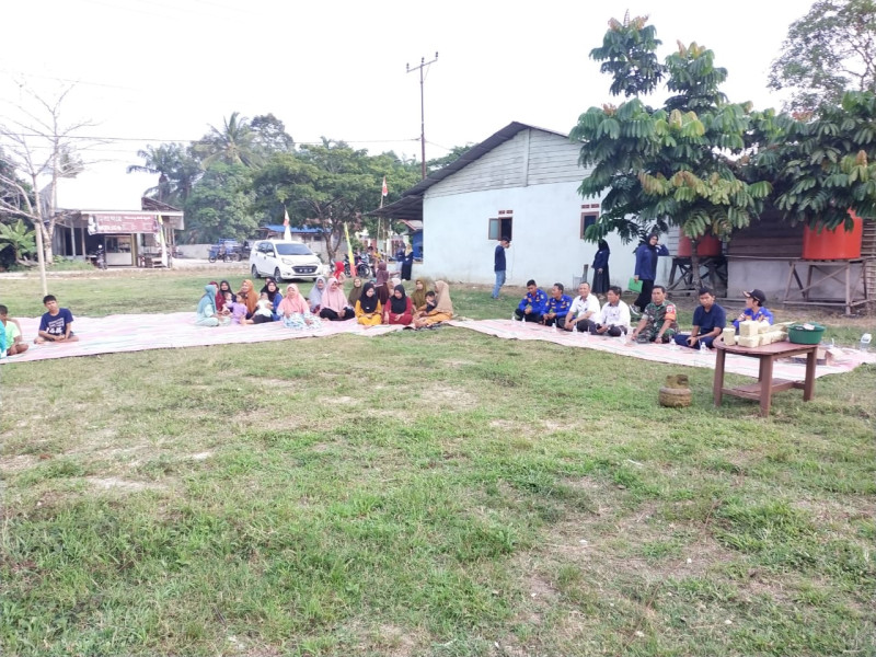 Sosialisasi Penggunaan Gas LPG Yang Baik Diikuti Oleh Serka Khorianto