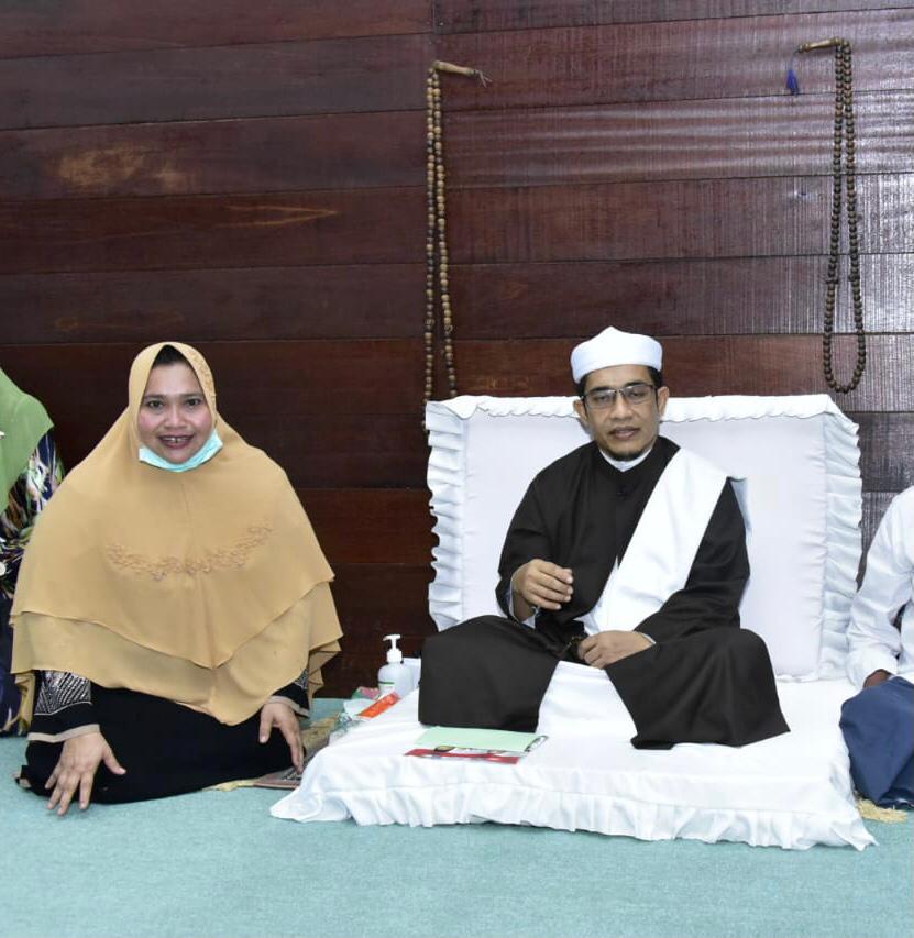 Silaturrahmi ke Persulukan Besilam Langkat,  Ini Doa Tuan Guru Babussalam Untuk Kasmarni