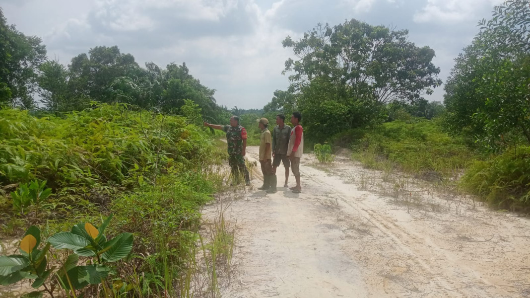 Sertu Sareh Laksanakan Patroli dan Penyuluhan Cegah Karhutla