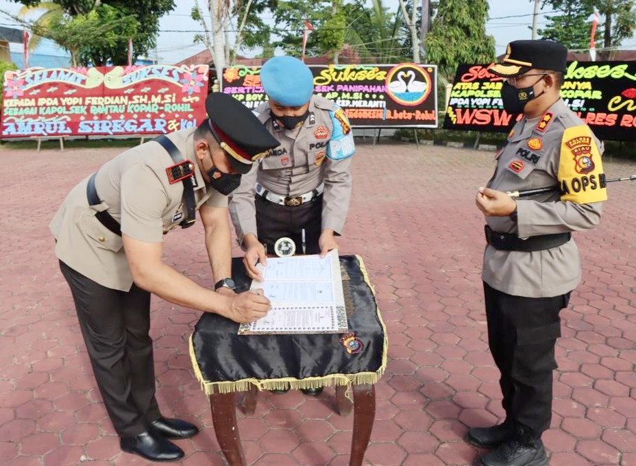 Kapolsek Panipahan Kini Resmi Dijabat AKP Heppy Yendri