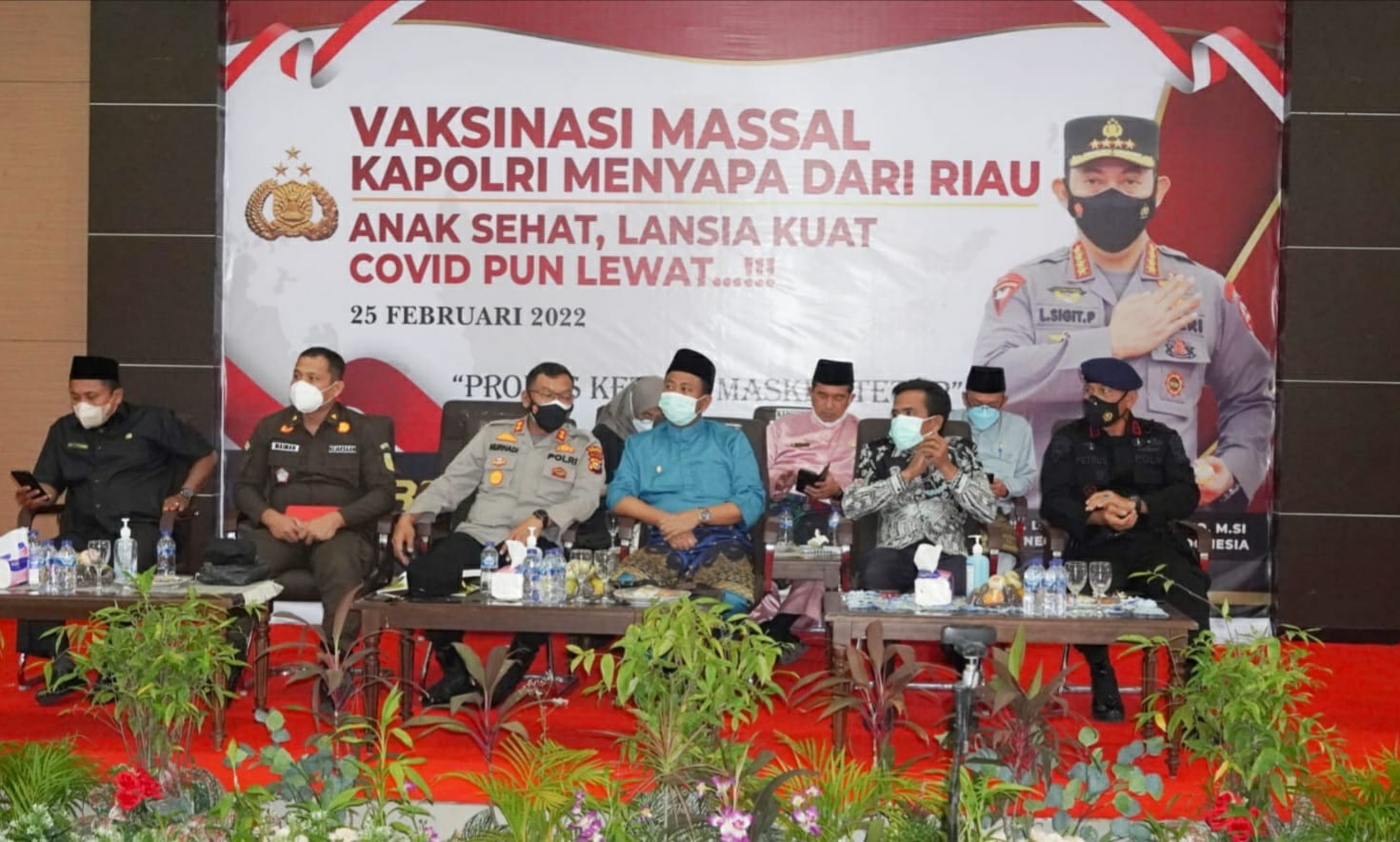 Forkopimda Rohil Gelar Meeting Zoom Dengan Kapolri Terkait Vaksin Serentak di Indonesia