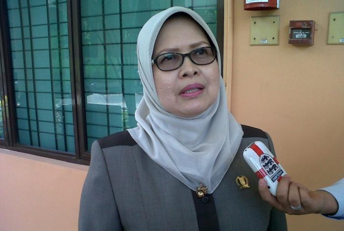 Ketua DPRD Riau Batal Ketuk Palu APBD-P