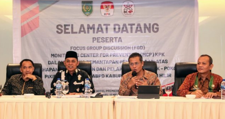 Pj Bupati Herman Buka Sosialisasi Anti Korupsi Untuk Pimpinan dan Anggota DPRD Inhil