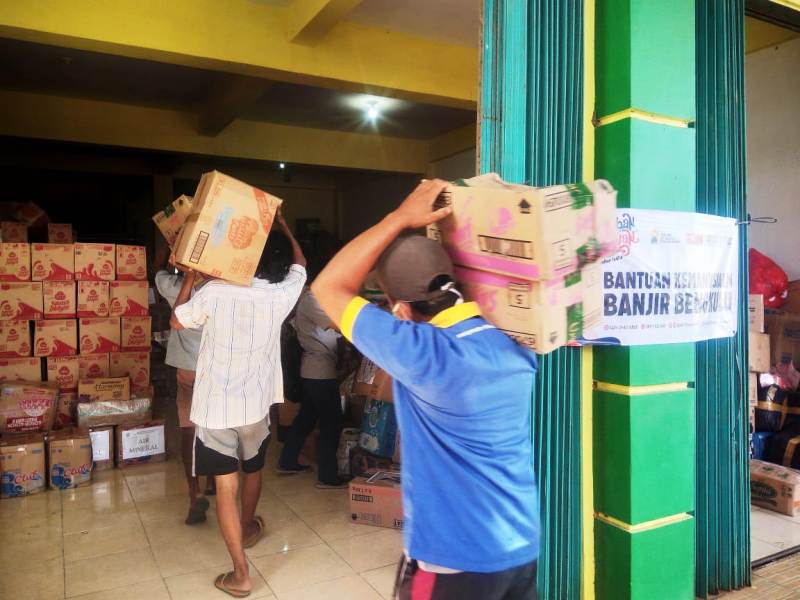 60 Ton Bantuan Korban Banjir Tiba di Bengkulu