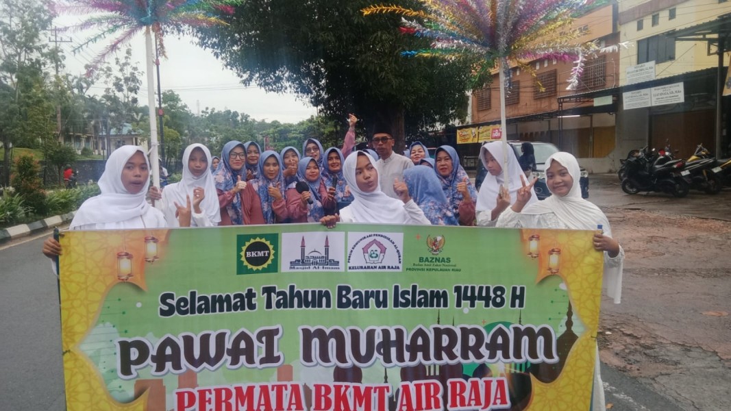 Peringati 1 Muharram 1448 H, Permata BKMT Air Raja Gelar Pawai Akbar dan Santuni Anak Yatim