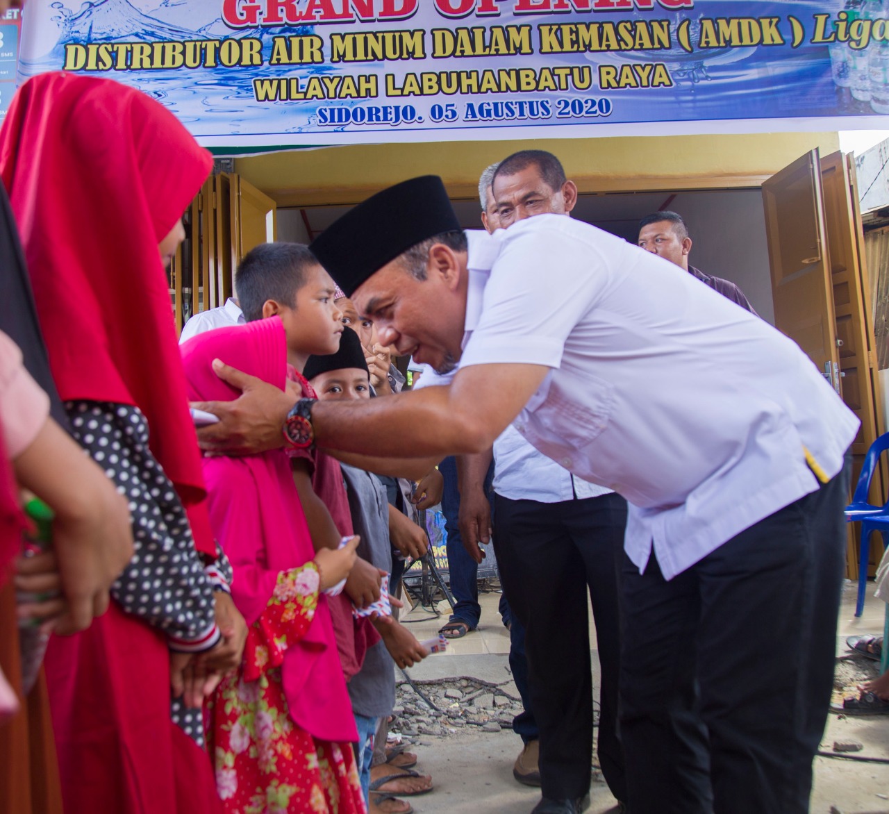 Bupati Labuhanbatu Hadiri Grand Opening Distributor Air Minum Liga