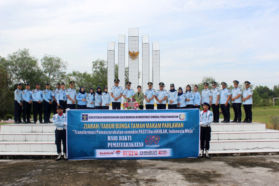 Sambut Hari Bhakti Pemasyarakatan, Rutan Dumai Ziarah dan Tabur Bunga di TMP Sentosa