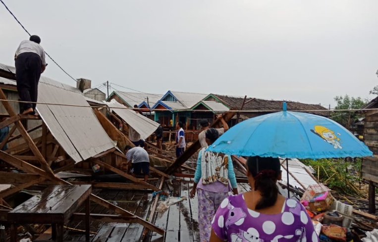 Diterjang Puting Beliung, 67 Rumah Warga Inhil Alami Kerusakan
