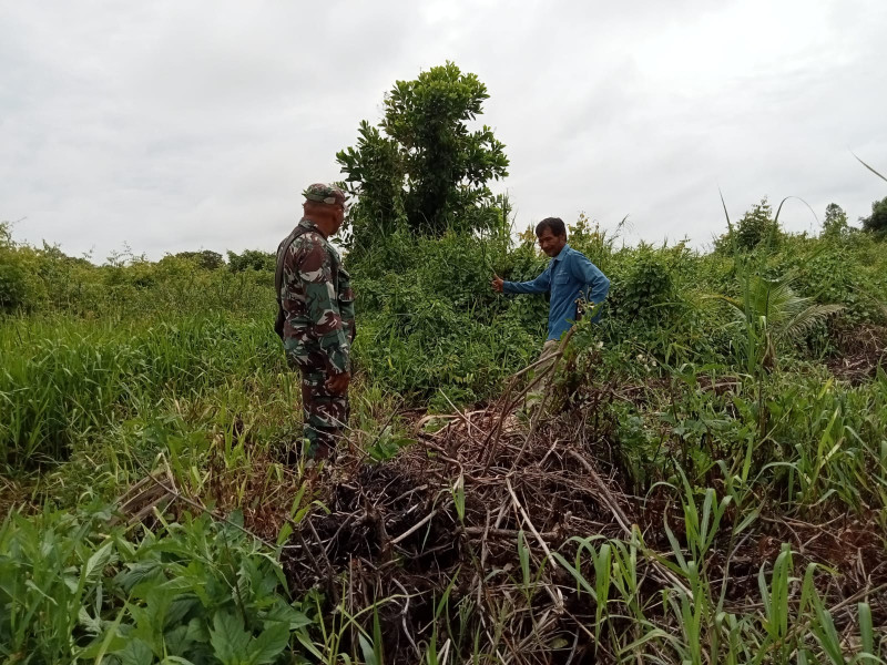 Serka Fahrizal Laksanakan Sosialisasi dan Patroli Cegah Karhutla