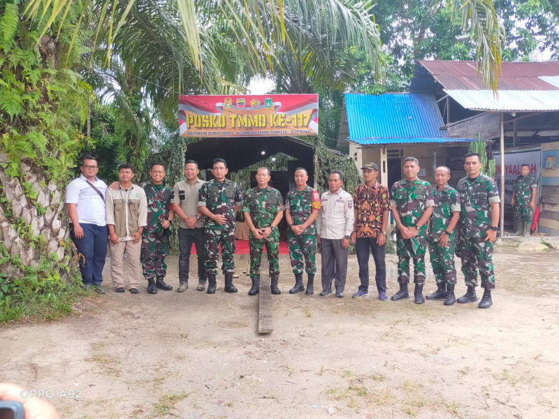 Masyarakat Kelurahan Sungai Geniot Ucapkan Terima Kasih Kepada Satgas TMMD ke 117