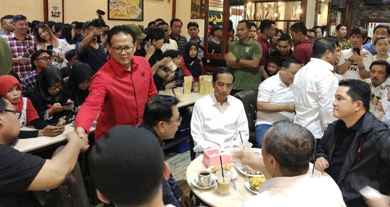 Ngopi di Dumai, Jokowi Sebut Harga Lokal Rasa Internasional