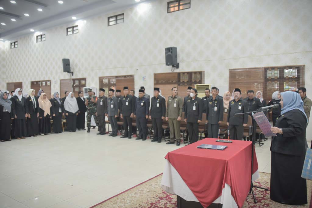 Bupati Bengkalis Kasmarni Lantik 163 Kepsek, Berikut Namanya