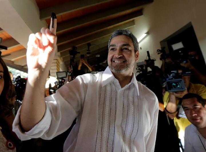 Presiden Paraguay Minta Seluruh Menterinya Mengundurkan Diri