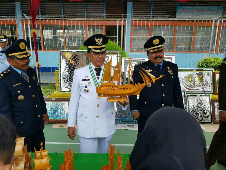 Pemberian Remisi HUT Ke-72 RI, Bupati Inhil Kunjungi Lapas Klas II A Tembilahan