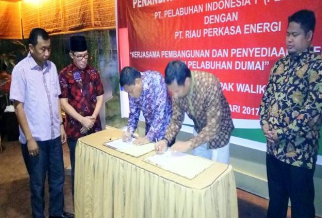 Kembangkan Program Energi Listrik, Pelindo Dumai Gaet PT Riau Perkasa Energi
