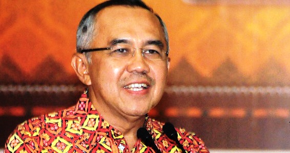 Gubernur Riau Ingin Wan Thamrin Jadi Wagubri