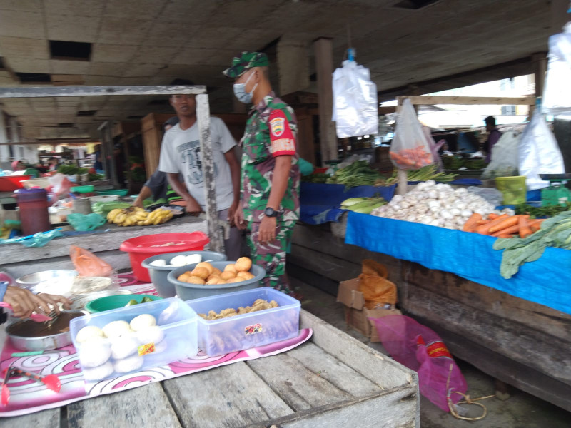 Kopda Ricko Melakukan Komsos di Kampung Pancasila