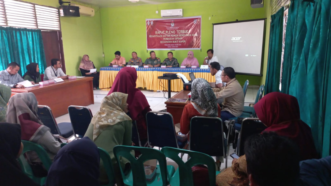 Rapat Rekapitulasi DPSHP Dihadiri Oleh Danramil 02