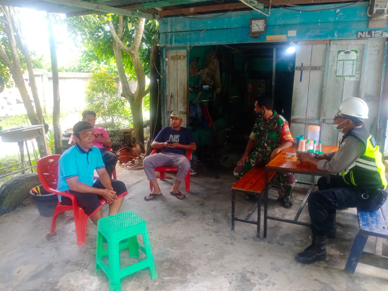 Serma Azman Laksanakan Komsos dan Binter