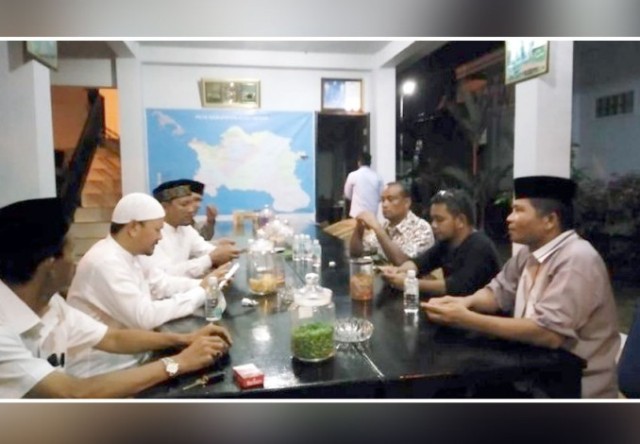 Pesawat UAS Delay, Ulama Aceh Patungan Beli Pesawat Untuk Dakwah