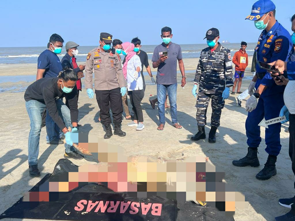 Mayat Ditemukan Dipantai Ketapang, IPTU Siswoyo : Identitas MR X