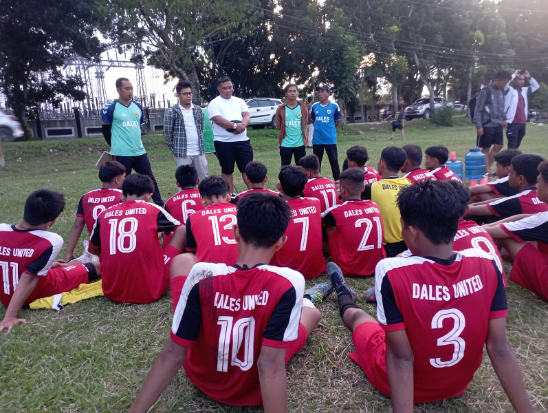Ferdiansyah, Presiden Dales United Pompa Semangat Pemain
