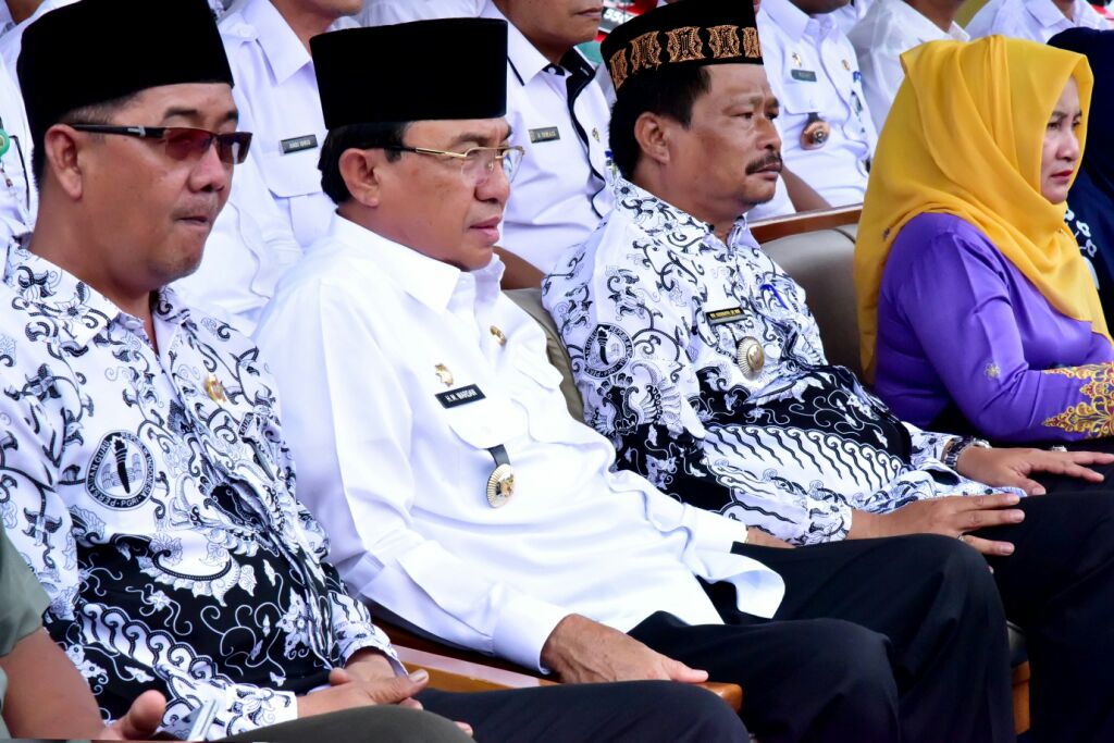 Bupati Inhil Siap Berdiskusi Dengan PGRI