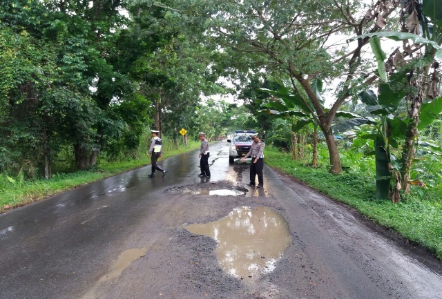 Operasi Lilin Siak 2016, Polres Inhil Patroli di Daerah Rawan