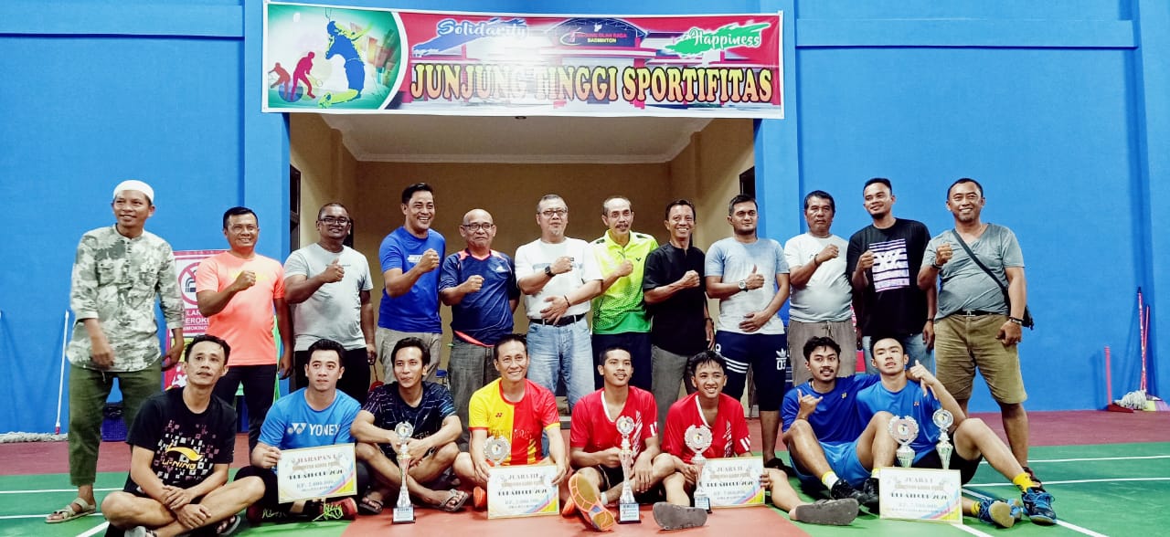 H.Jon Syafrindow Tutup Open Badminton Bupati Cup 1 Tahun 2020