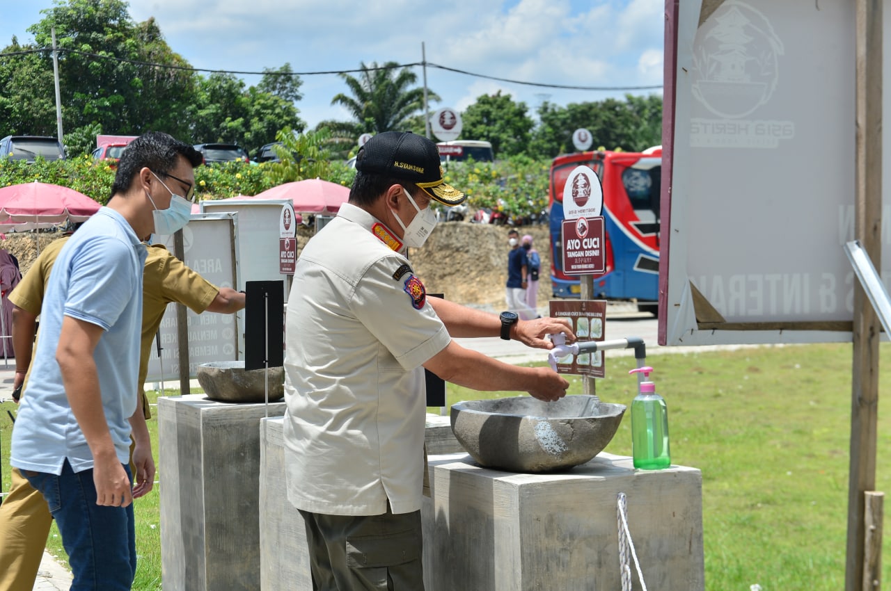 Kunjungi Objek Wisata, Gubernur Riau Ingatkan Pengunjung Patuhi Prokes