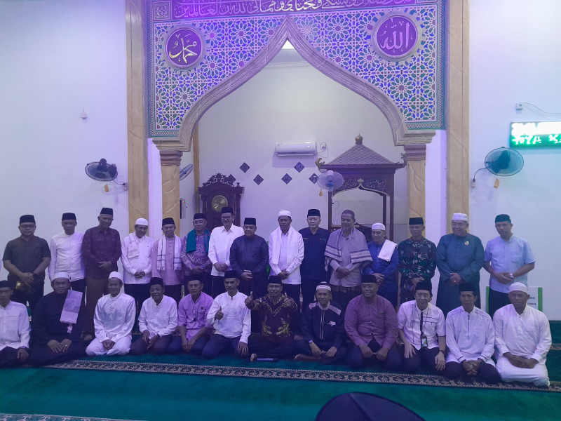 Pelda Andre Bersama Personil Koramil 03 Hadiri Kegiatan Safari Ramadhan