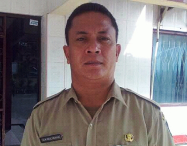 Ulik: Wawako Batam Sholat Tarawih bersama Warga dan Beri Bantuan