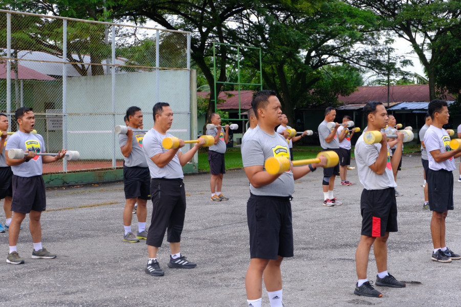 Senam Sehat Rutin di Makodim 0320/Dumai