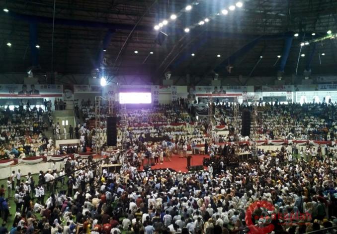 Ingin Jumpa Prabowo, Ribuan Massa Padati Gelanggang Remaja Pekanbaru