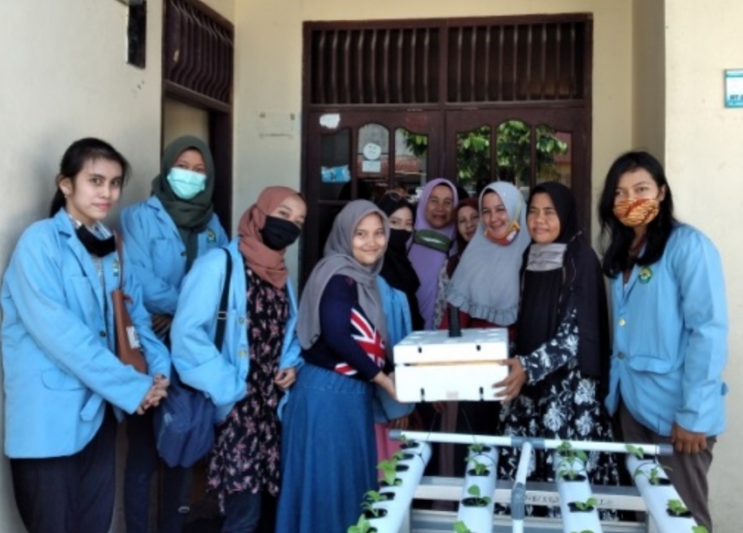 Tim Kukerta UNRI  Balek Kampung Kelurahan Lembah Sari 2020 Majukan UMKM