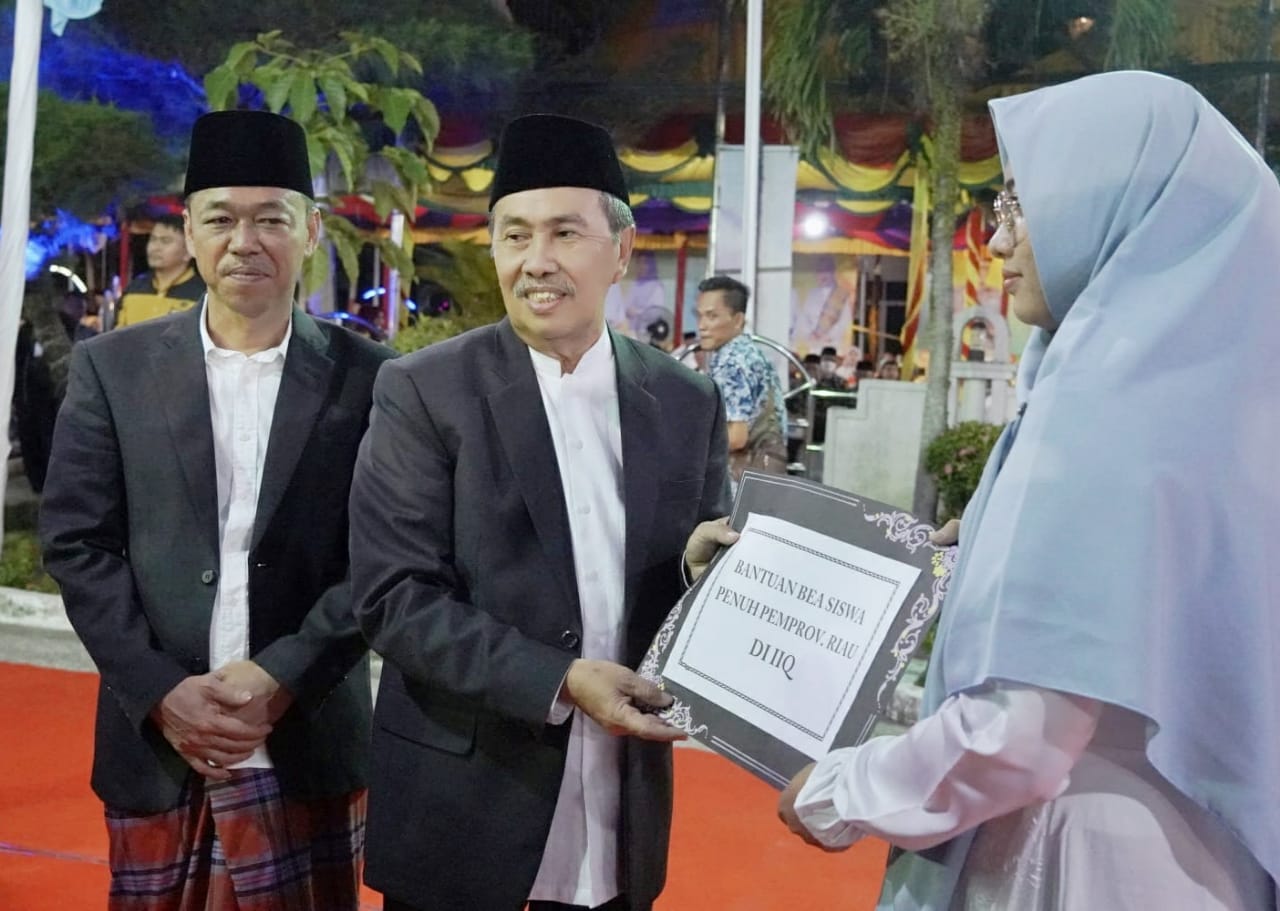 Gubernur Riau Lantik Dewan Hakim MTQ Ke- 40 di Rokan Hilir