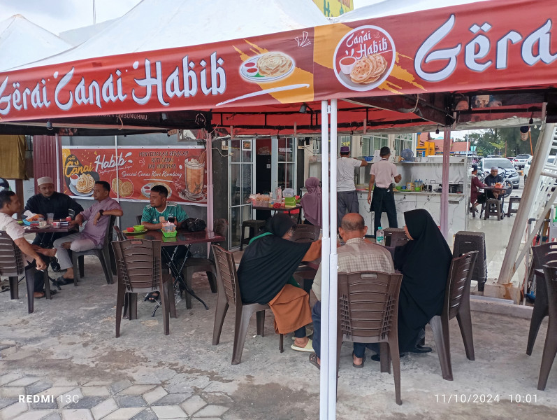 Baru Dibuka di Komplek DIC, Canai Habib Langsung Diserbu Warga