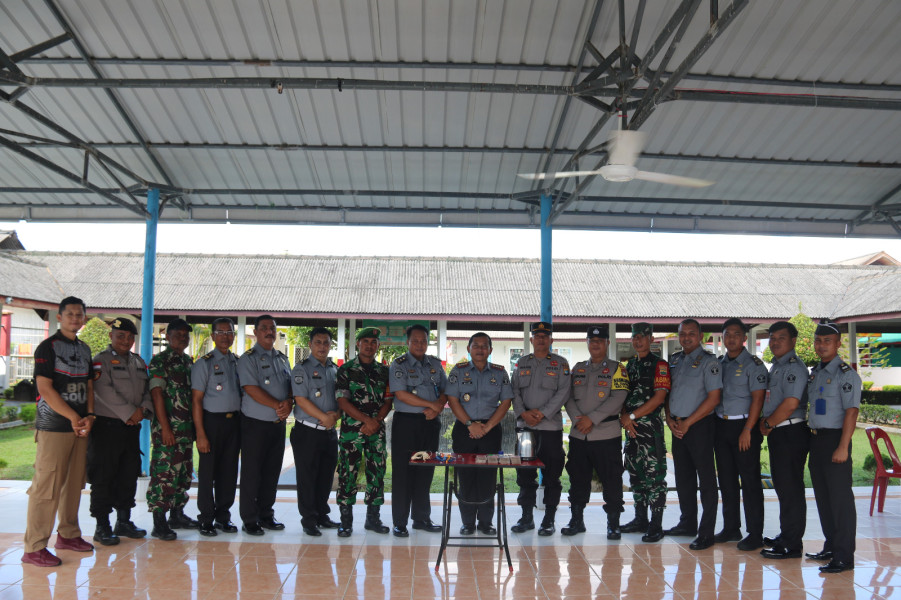 Kemenkumham Kepri Gelar Razia Gabungan di Lapas Kelas 11A Tanjungpinang