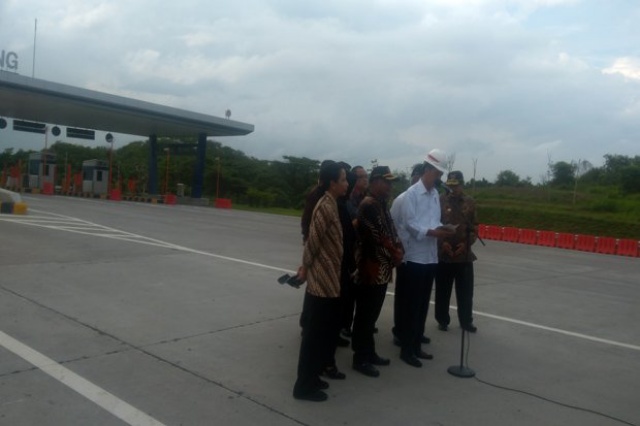 Jokowi Tegaskan Akan Resmikan Jalan Tol Baru Setiap Bulan