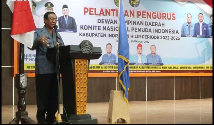 Bupati Inhil Lanti Pengurus KNPI Periode 2022-2025