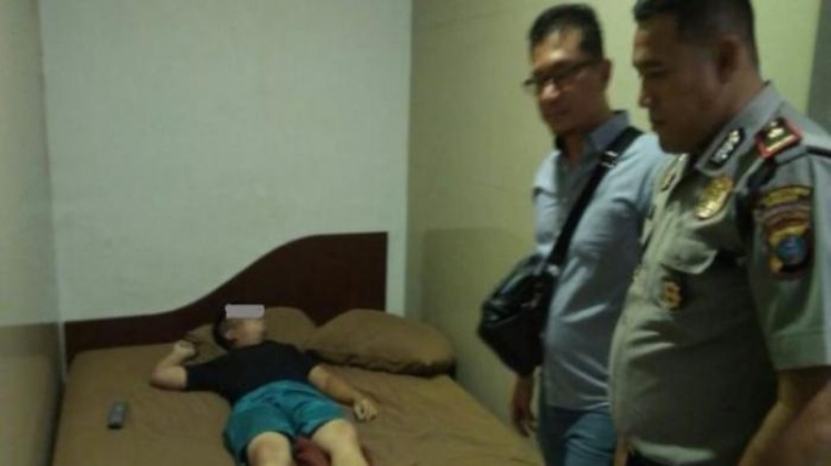 Pria Ini Tewas Membiru, Akibat Kelelahan Berhubungan Badan