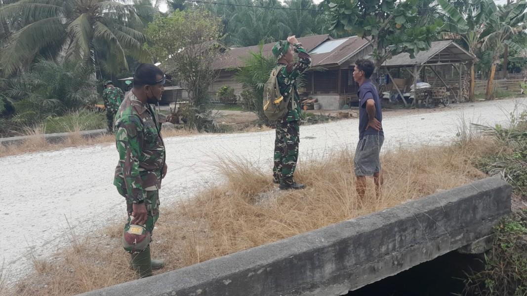 Karhutla Jadi Perhatian, Mabes TNI Ajak Warga Desa Lukit Perkuat Kesiapsiagaan